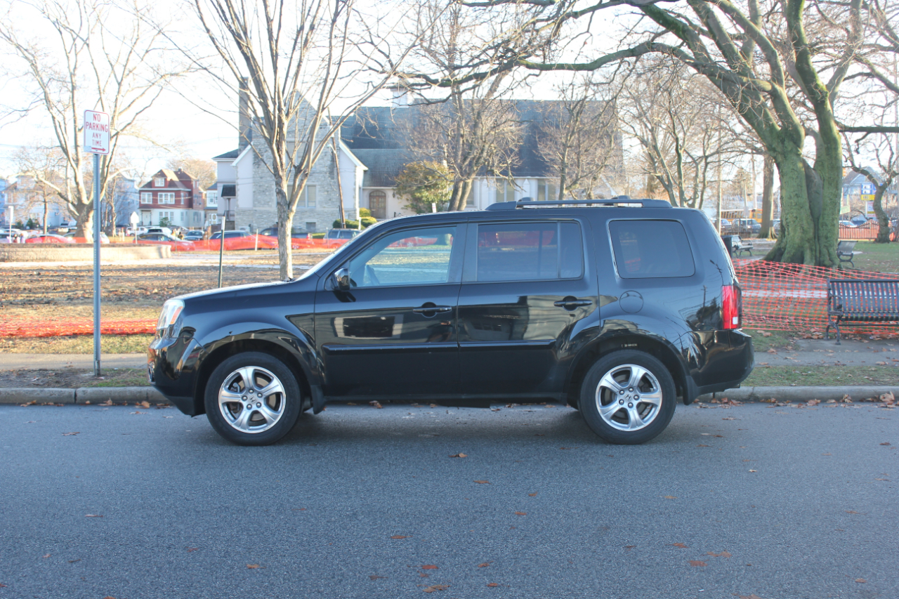 Honda Pilot EX-L 4WD 5-Spd AT with DVD 2014