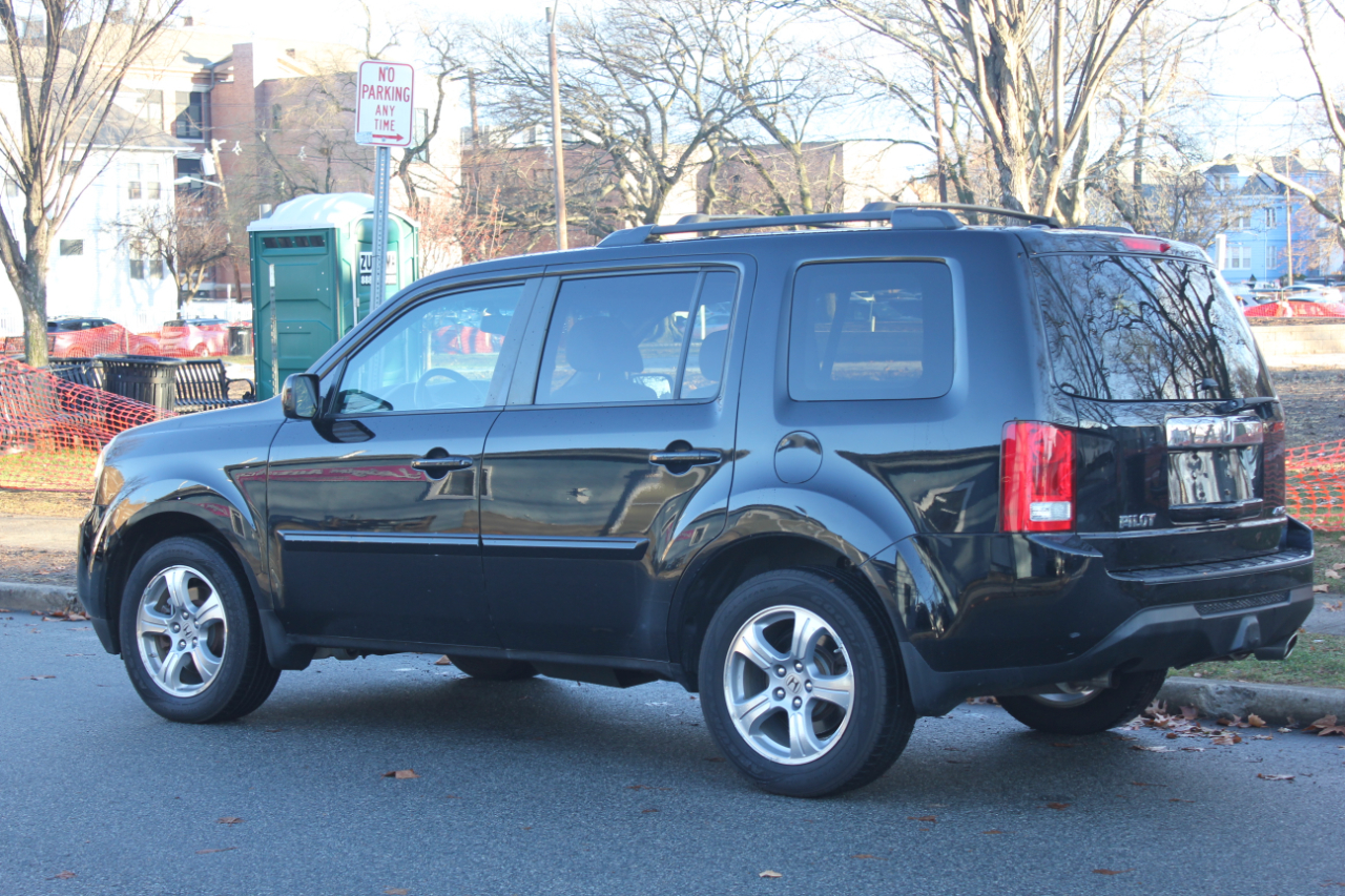 Honda Pilot EX-L 4WD 5-Spd AT with DVD 2014
