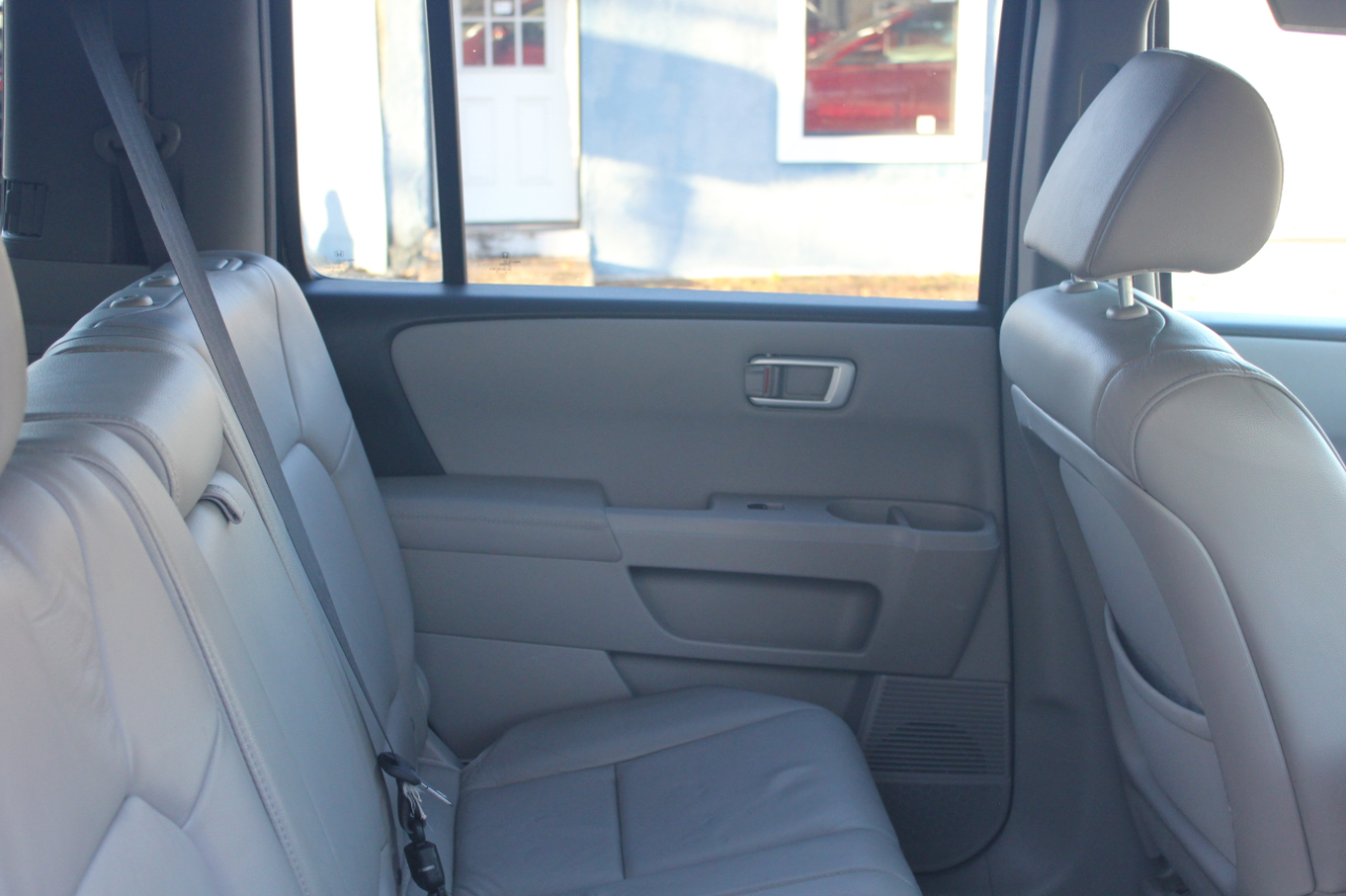 Honda Pilot EX-L 4WD 5-Spd AT with DVD 2014