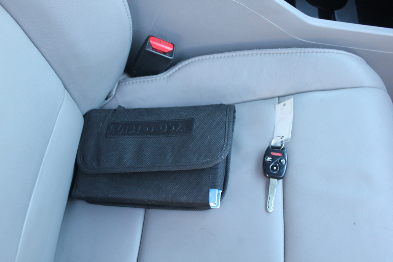 Honda Pilot EX-L 4WD 5-Spd AT with DVD 2014