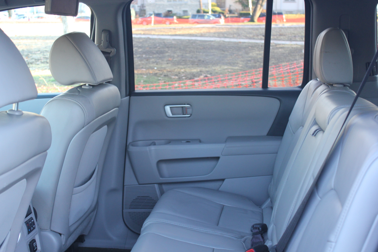 Honda Pilot EX-L 4WD 5-Spd AT with DVD 2014