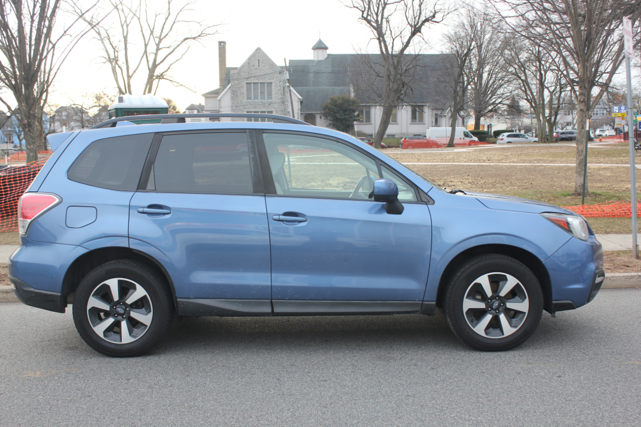 Subaru Forester 2.5i Premium PZEV CVT 2018