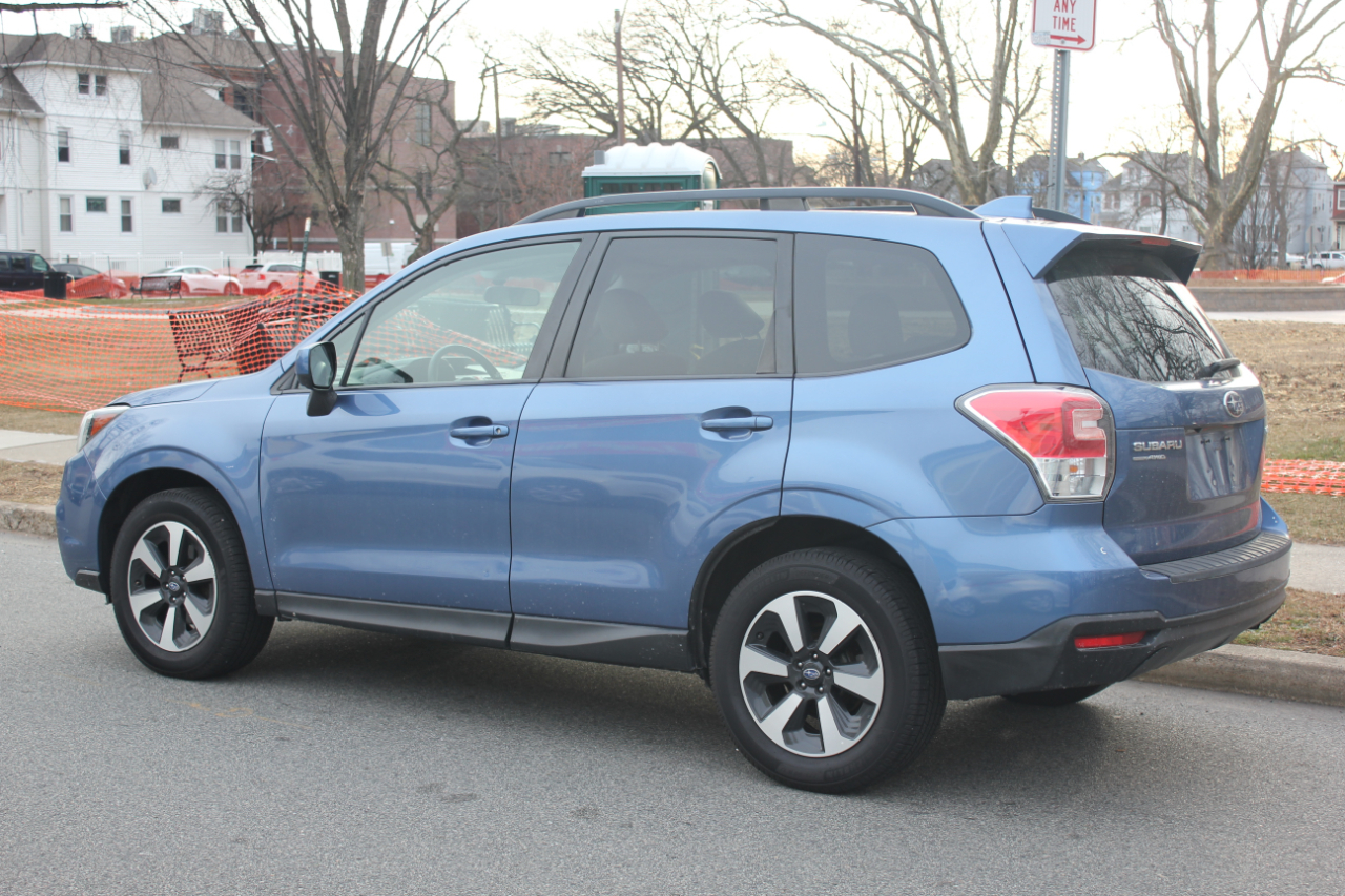 Subaru Forester 2.5i Premium PZEV CVT 2018