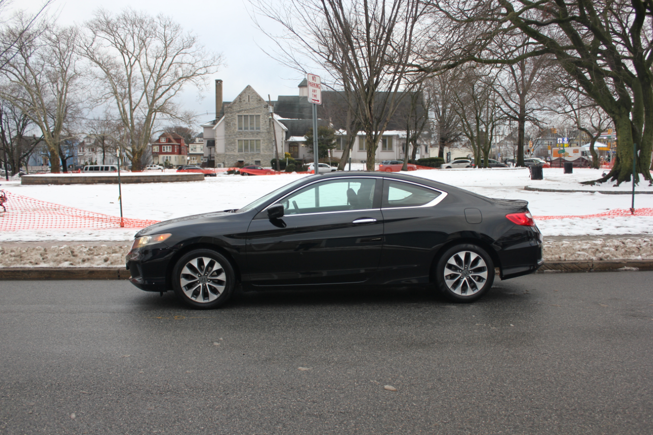 Honda Accord LX-S Coupe 6-Spd MT 2015