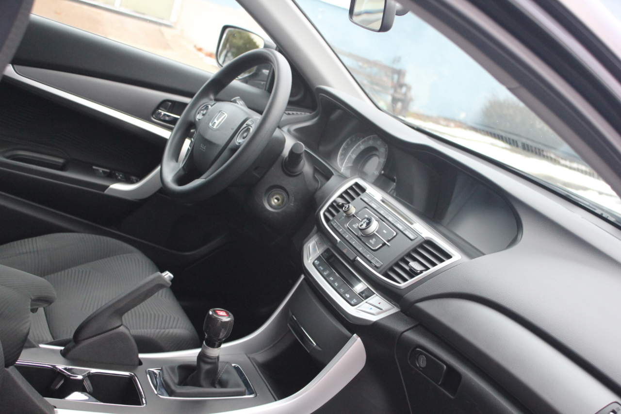 Honda Accord LX-S Coupe 6-Spd MT 2015