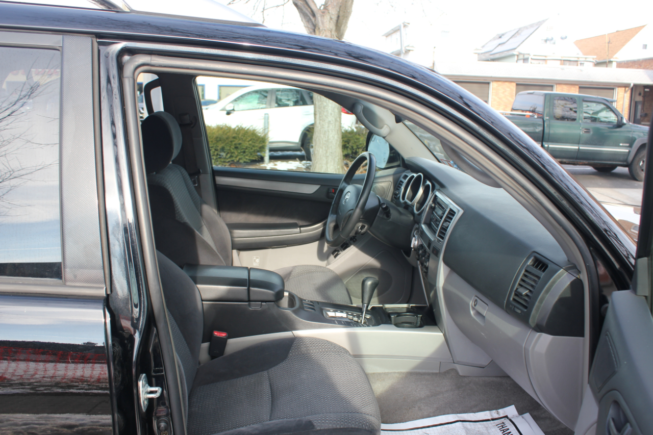 Toyota 4Runner SR5 4WD 2003