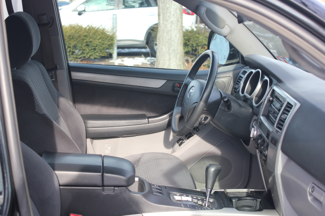 Toyota 4Runner SR5 4WD 2003