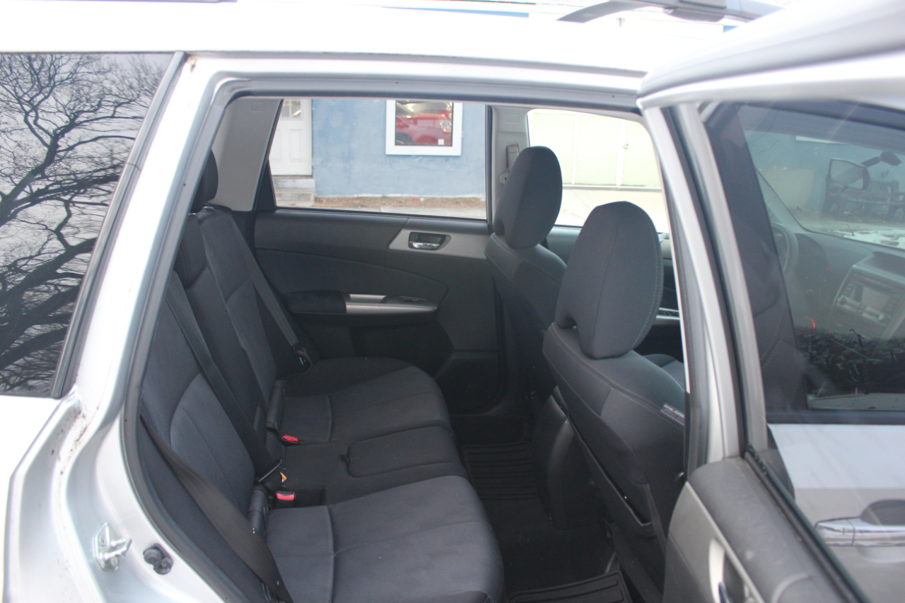 Subaru Forester 2.5X Premium 2010