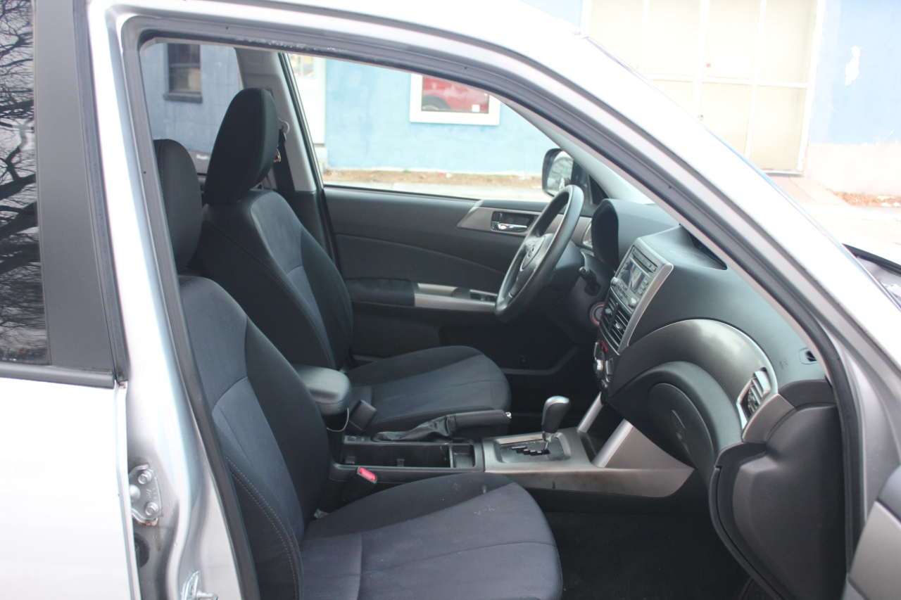 Subaru Forester 2.5X Premium 2010