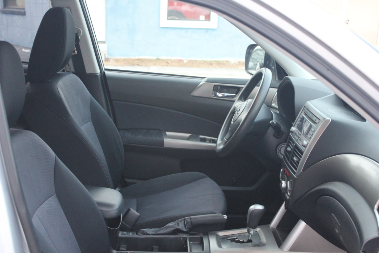 Subaru Forester 2.5X Premium 2010