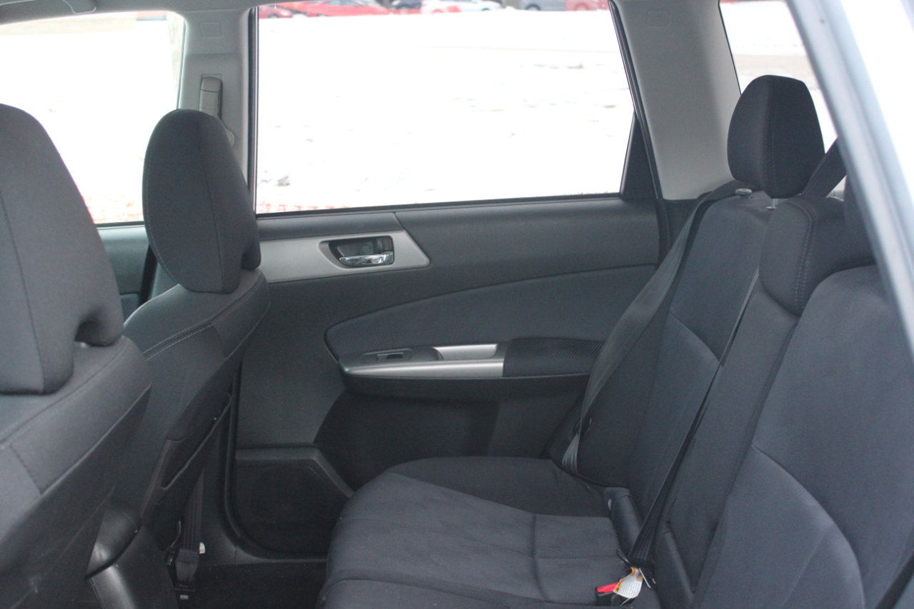 Subaru Forester 2.5X Premium 2010