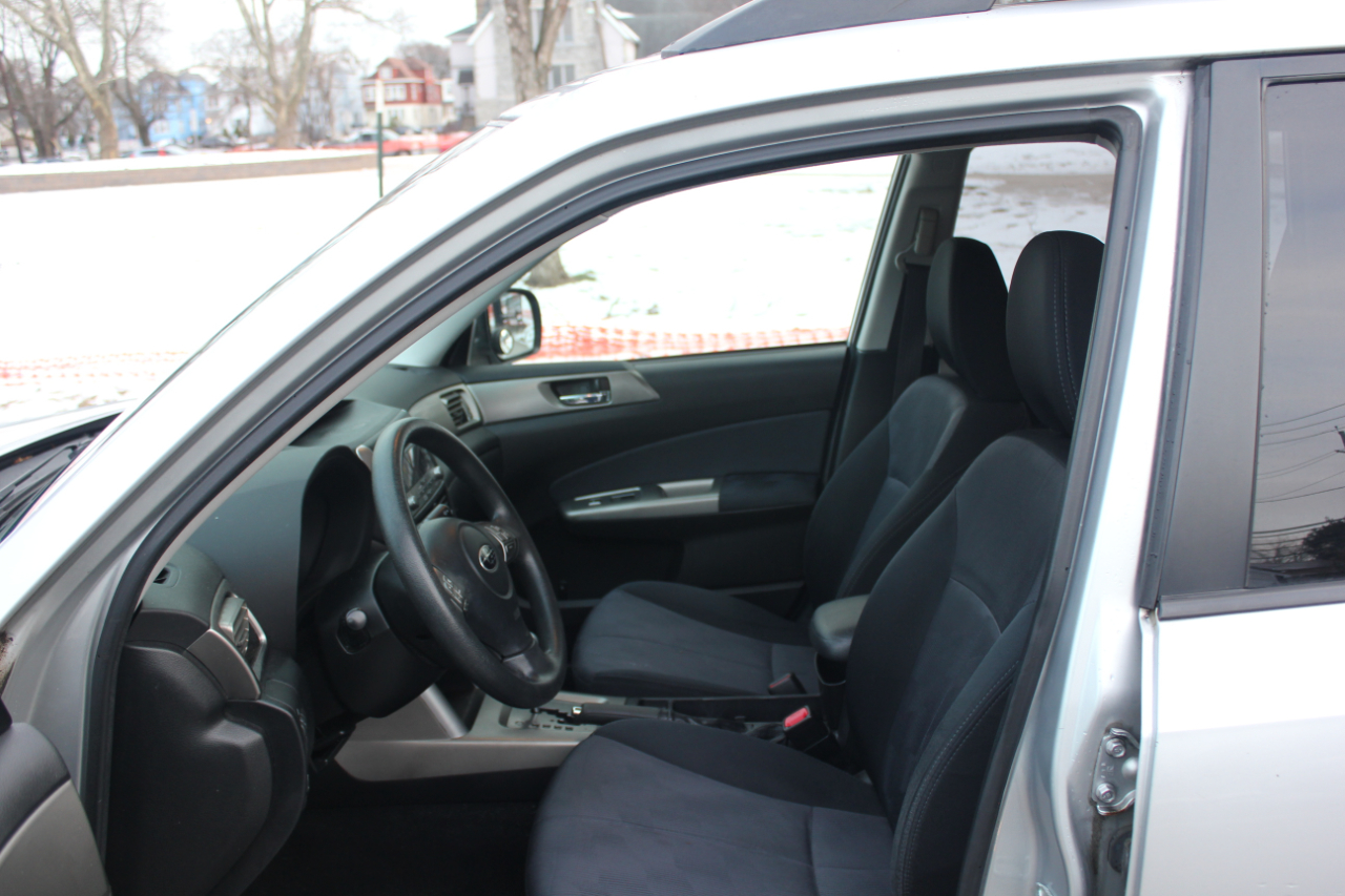 Subaru Forester 2.5X Premium 2010