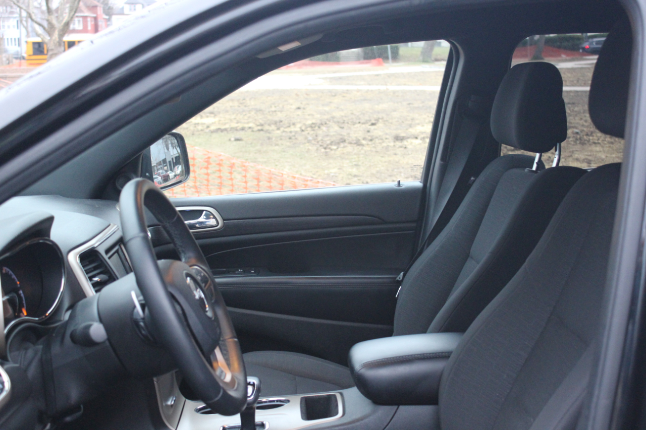 Jeep Grand Cherokee Laredo 4WD 2014