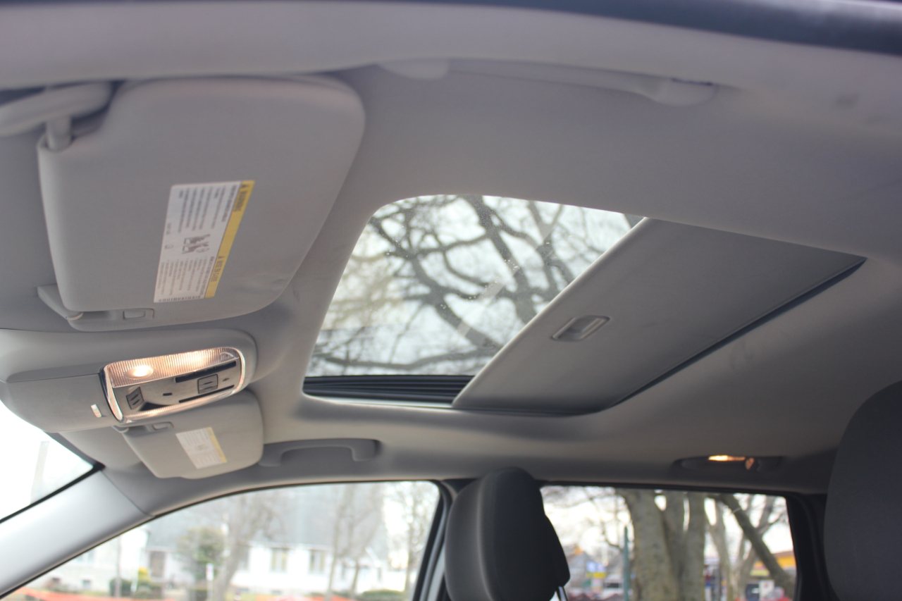 Jeep Grand Cherokee Laredo 4WD 2012