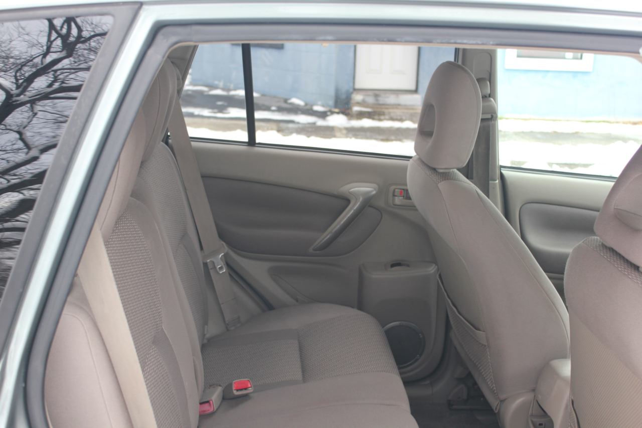 Toyota RAV4 4WD 2005