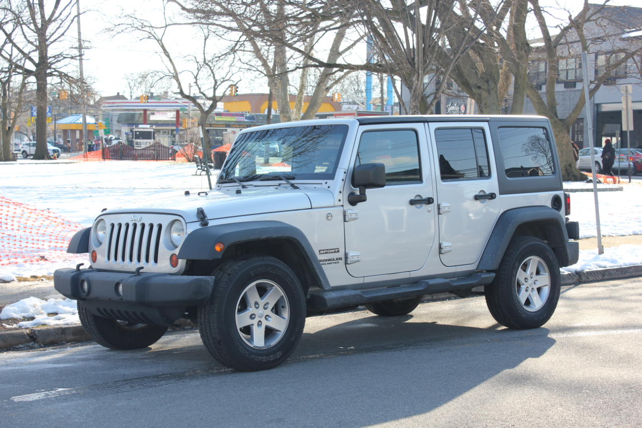 Jeep Wrangler Unlimited Sport 4WD 2012