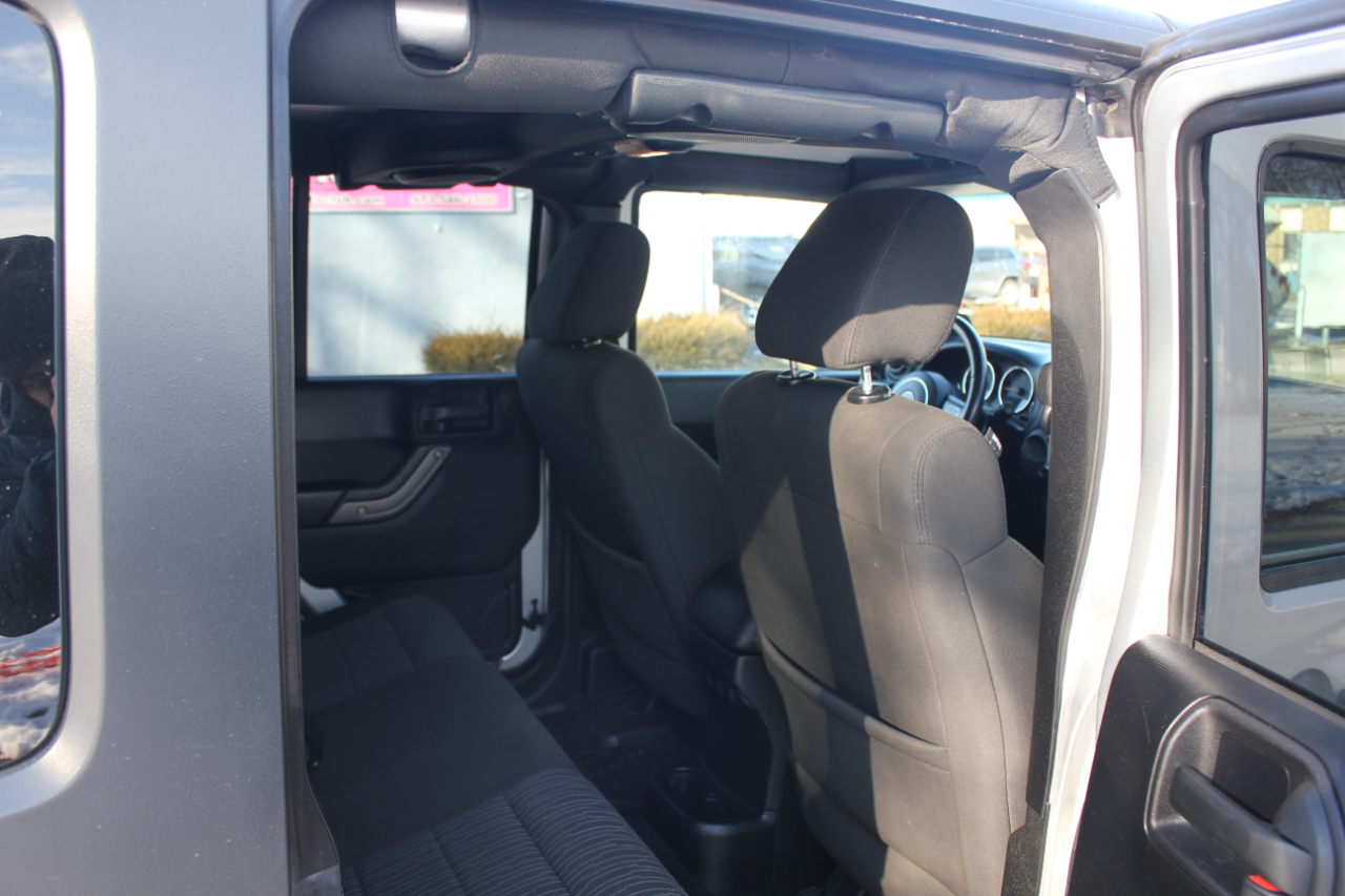 Jeep Wrangler Unlimited Sport 4WD 2012