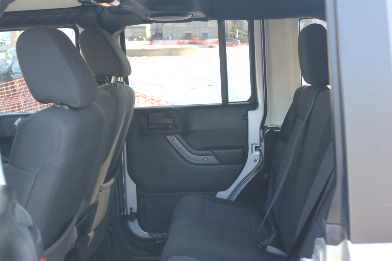 Jeep Wrangler Unlimited Sport 4WD 2012