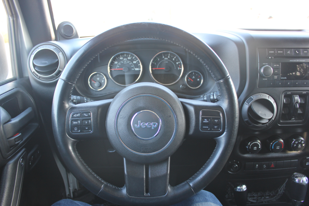 Jeep Wrangler Unlimited Sport 4WD 2012