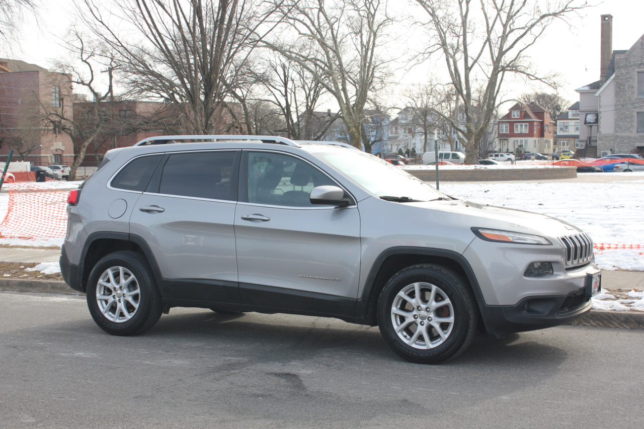Jeep Cherokee Latitude 4WD 2015