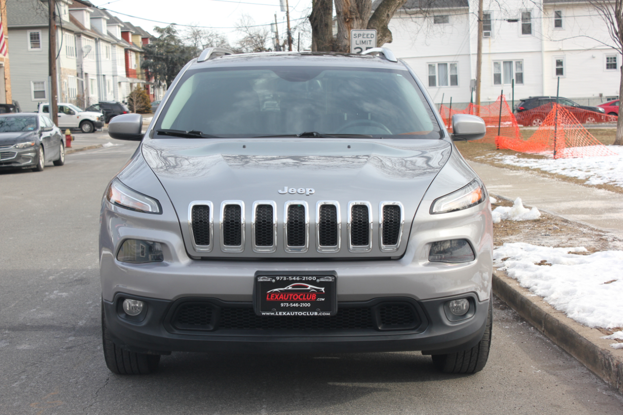 Jeep Cherokee Latitude 4WD 2015