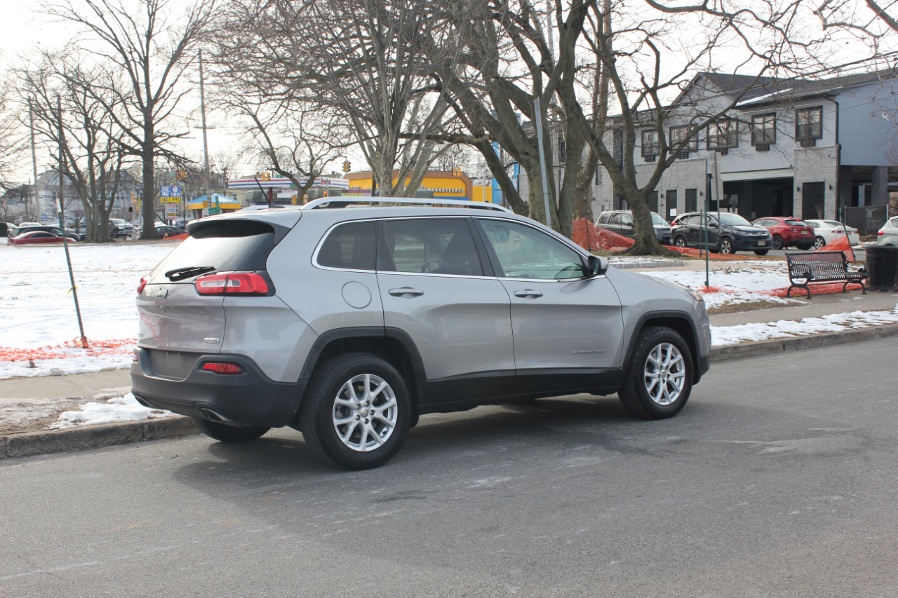 Jeep Cherokee Latitude 4WD 2015