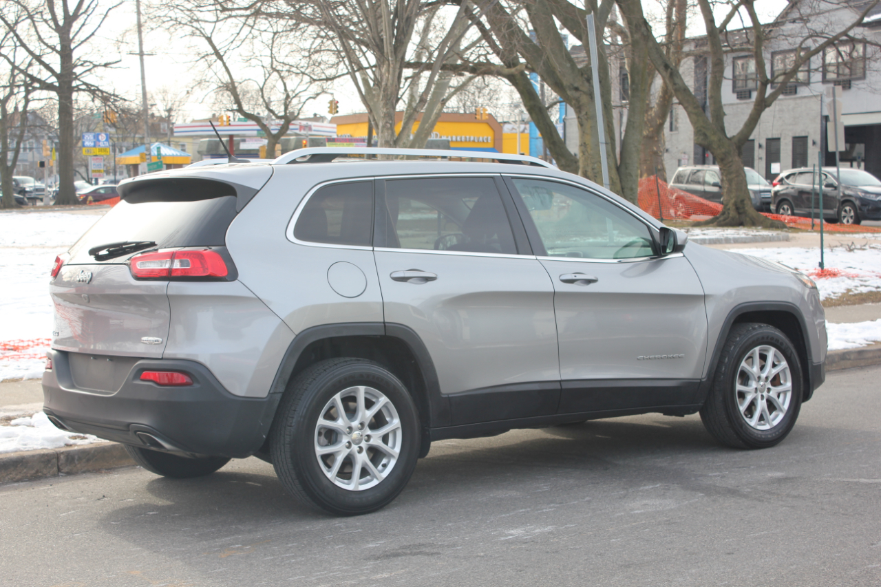Jeep Cherokee Latitude 4WD 2015