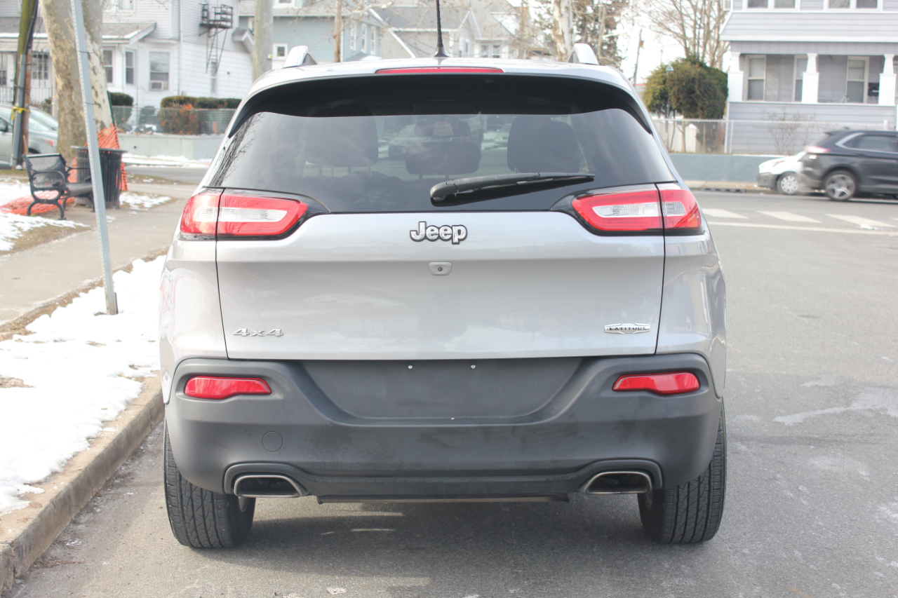 Jeep Cherokee Latitude 4WD 2015