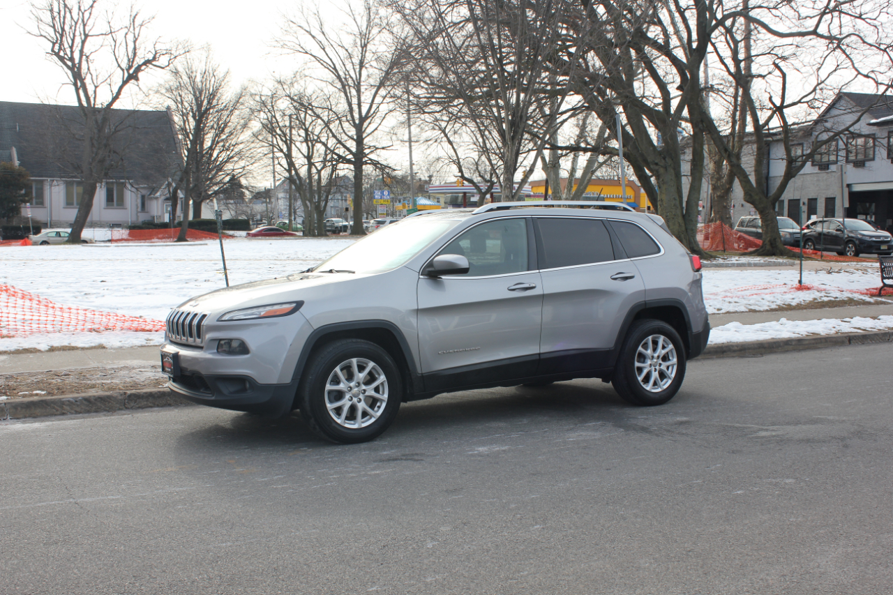 Jeep Cherokee Latitude 4WD 2015