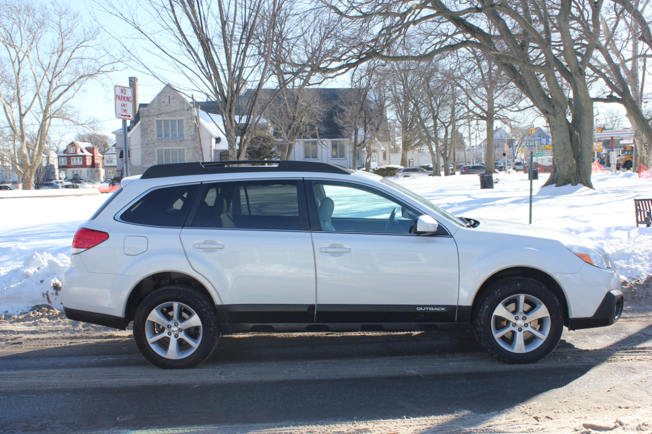 Subaru Outback 3.6R Limited 2014