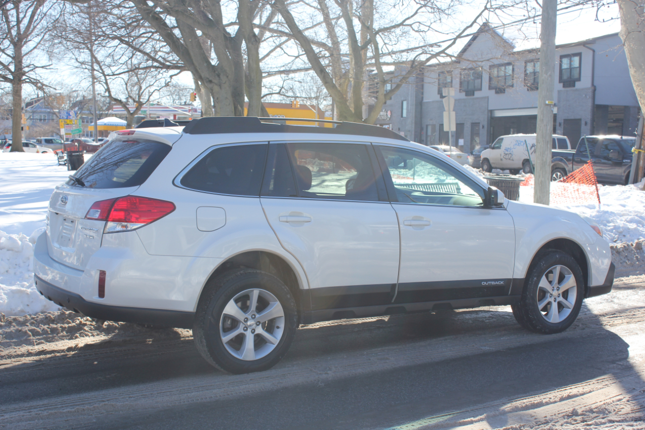 Subaru Outback 3.6R Limited 2014
