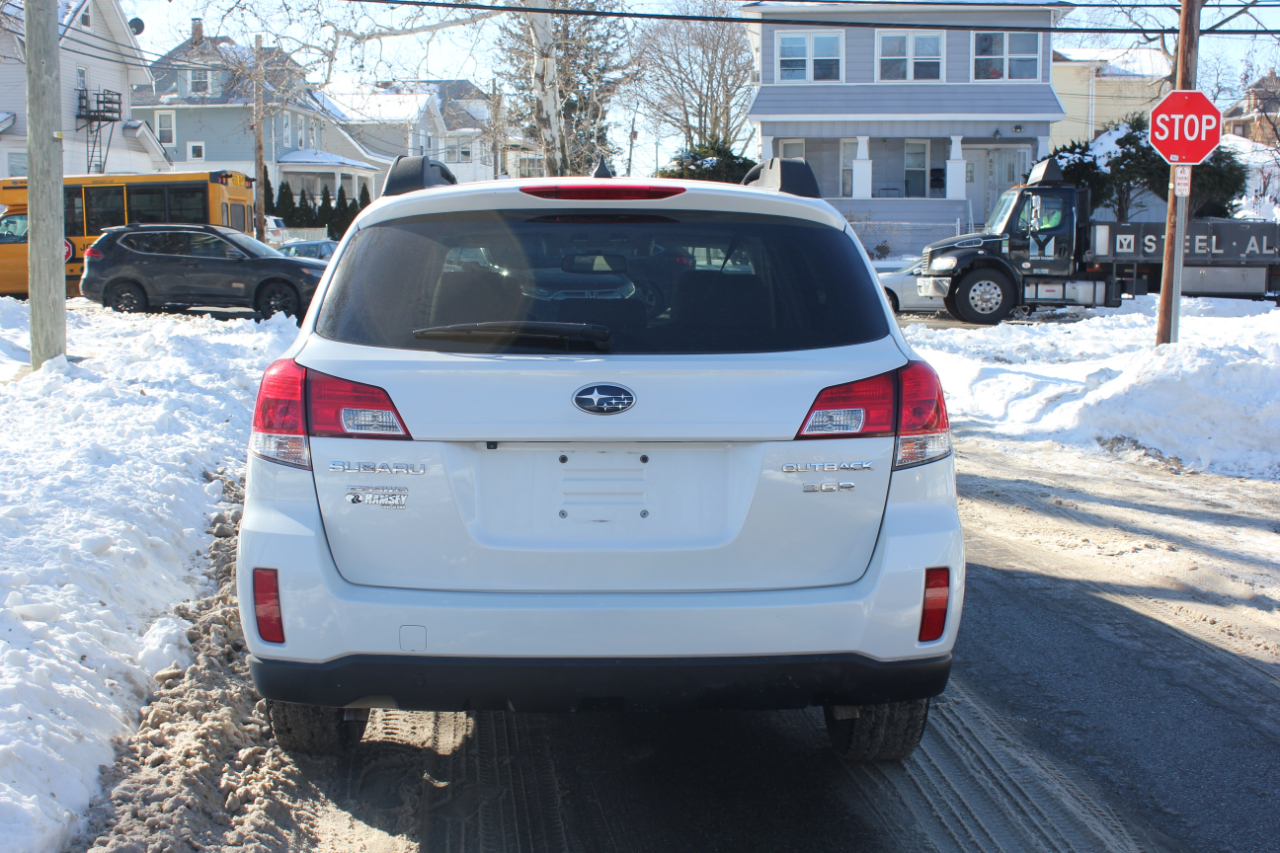 Subaru Outback 3.6R Limited 2014