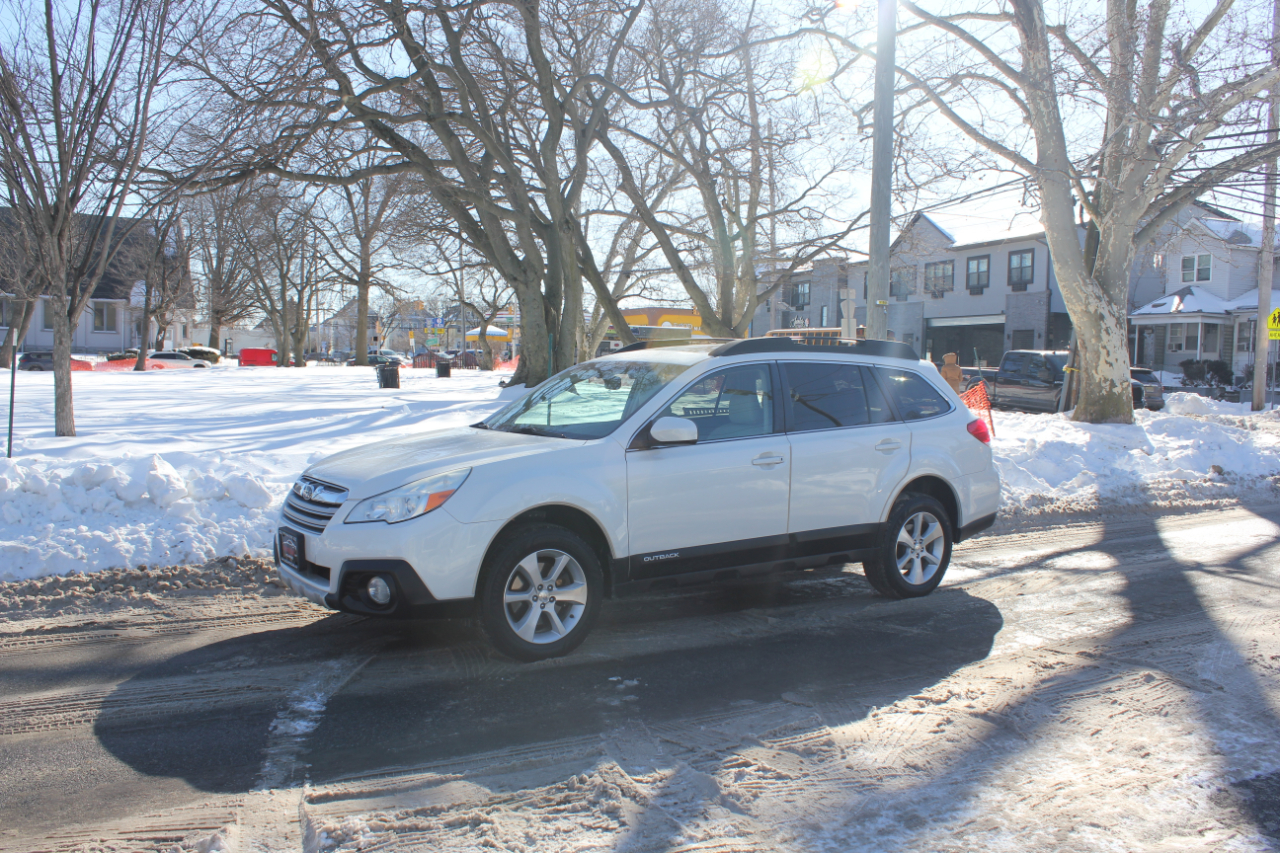 Subaru Outback 3.6R Limited 2014