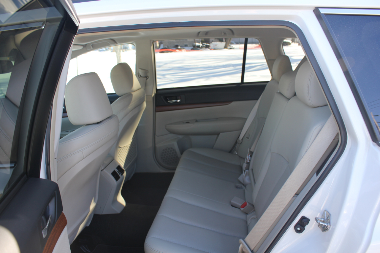 Subaru Outback 3.6R Limited 2014