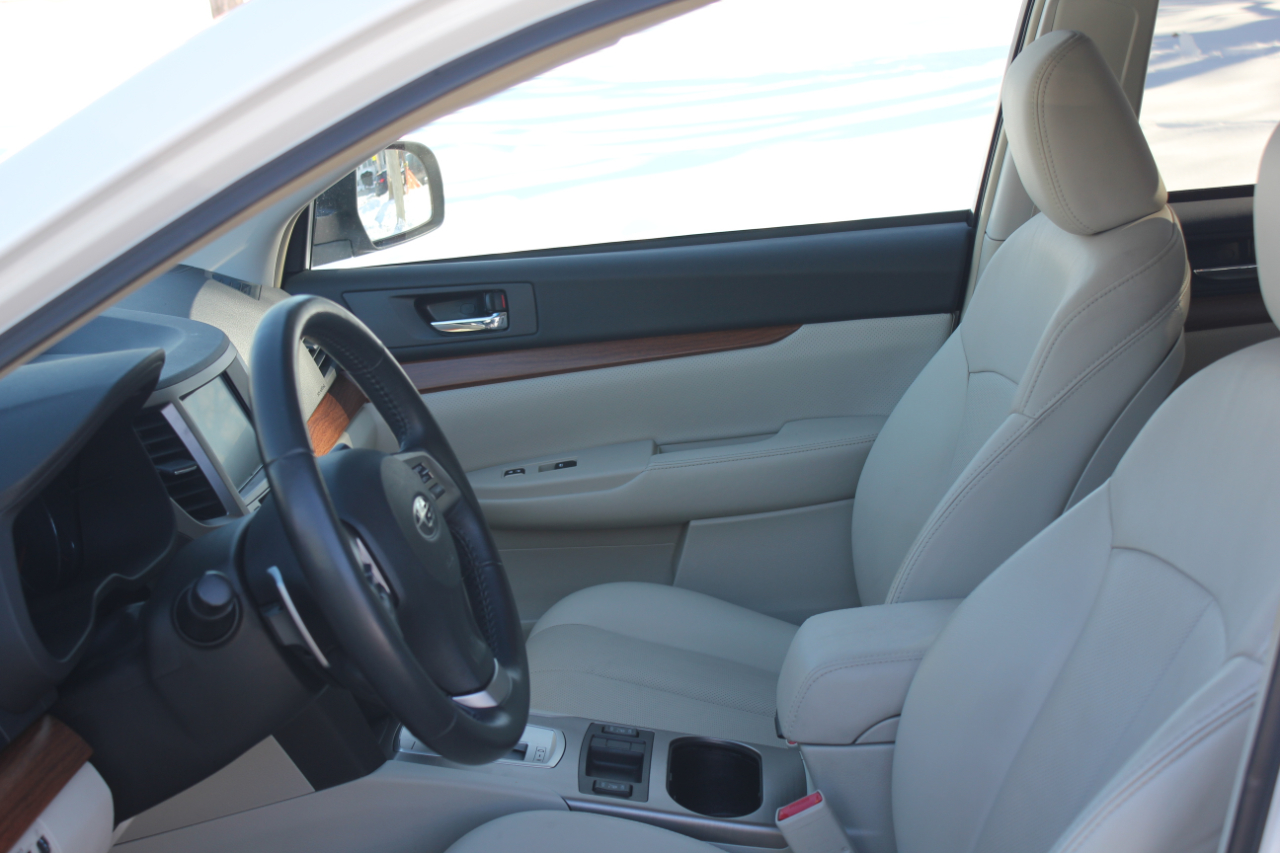 Subaru Outback 3.6R Limited 2014