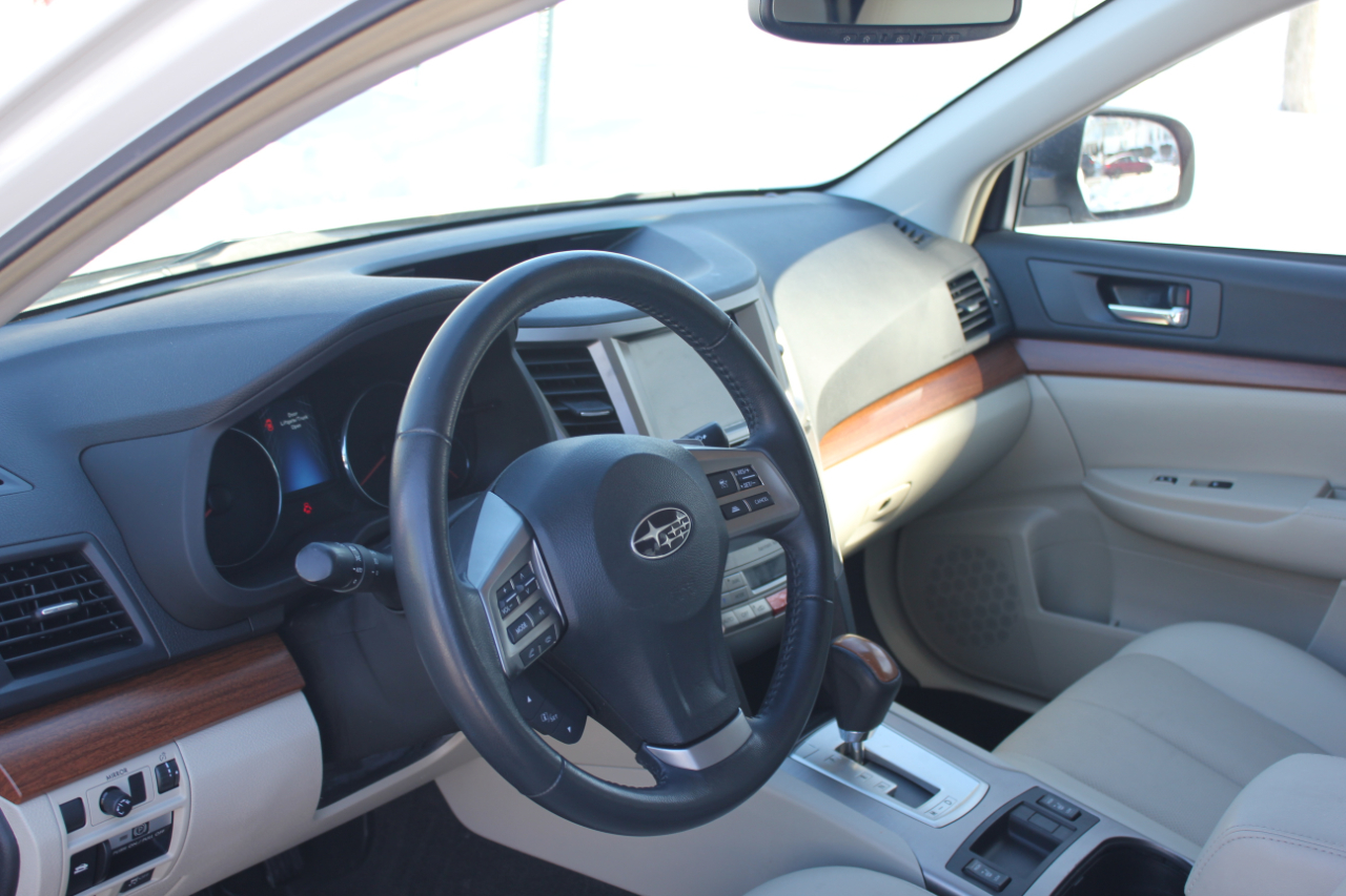 Subaru Outback 3.6R Limited 2014