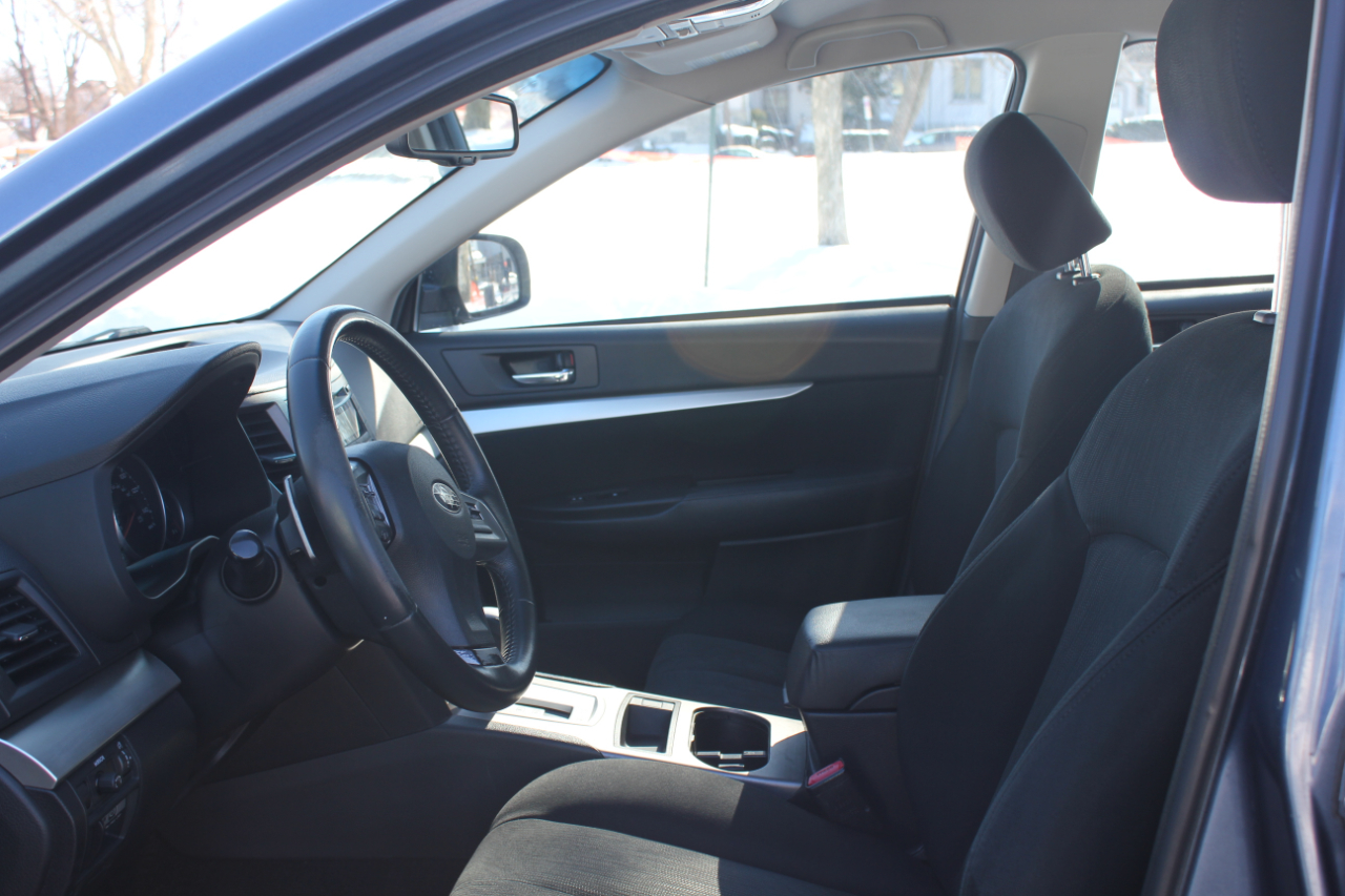 Subaru Legacy 2.5i Premium 2013