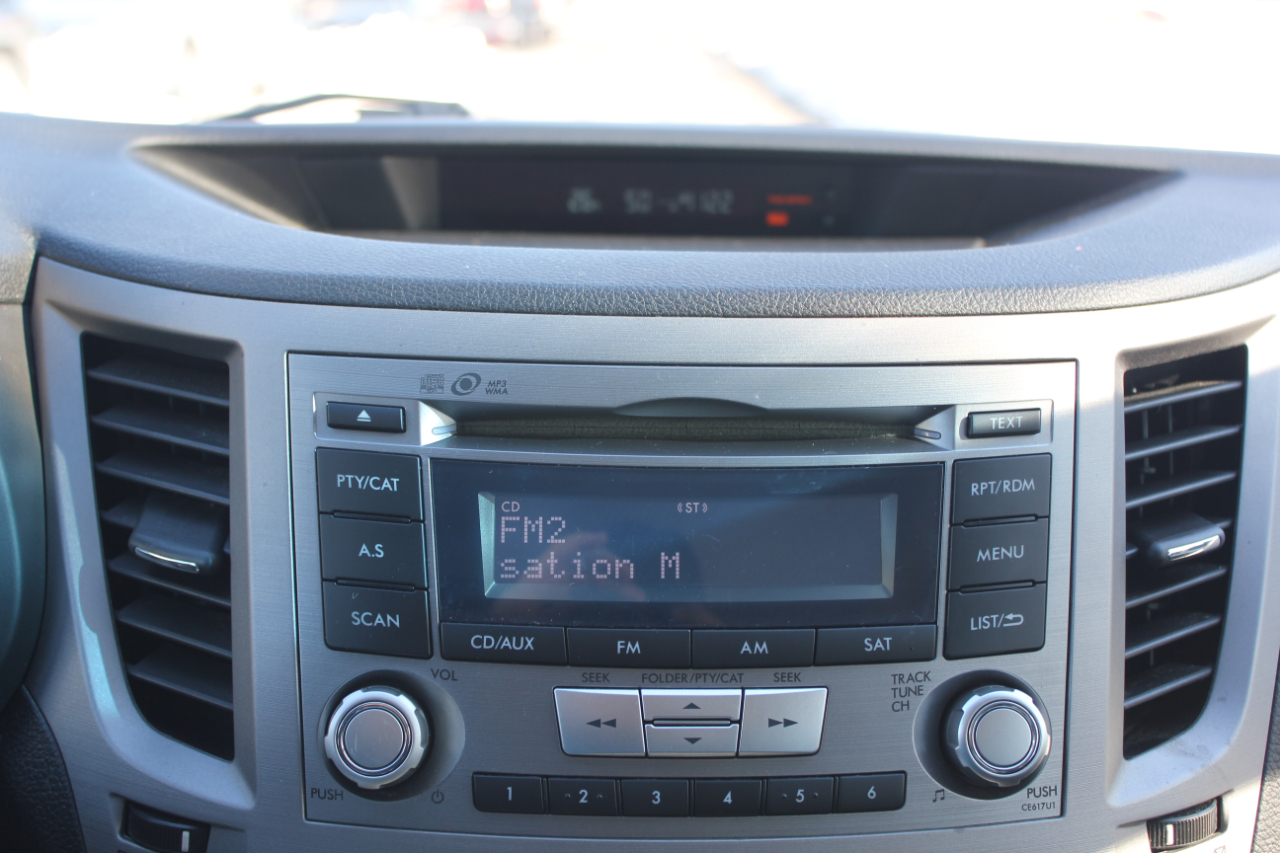 Subaru Legacy 2.5i Premium 2013