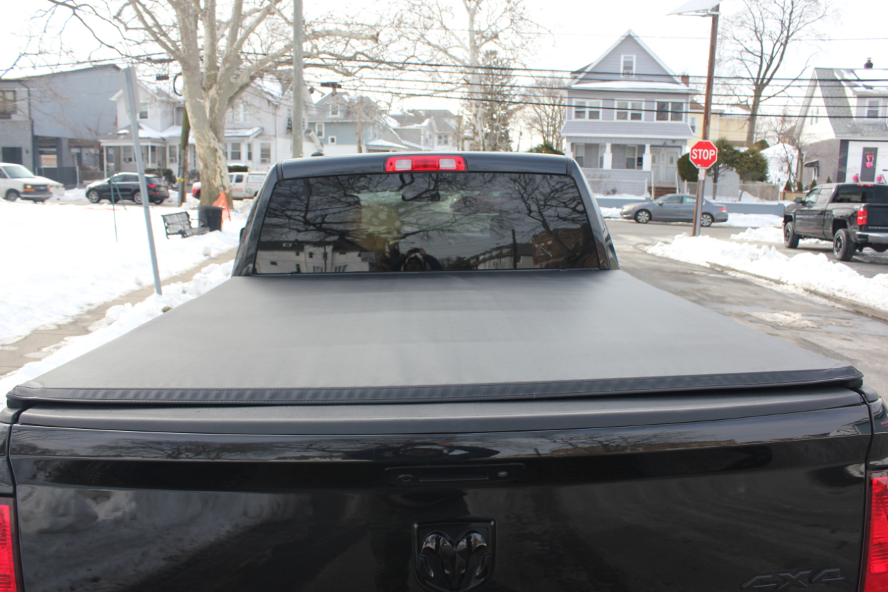 RAM 1500 Tradesman Quad Cab 4WD 2016