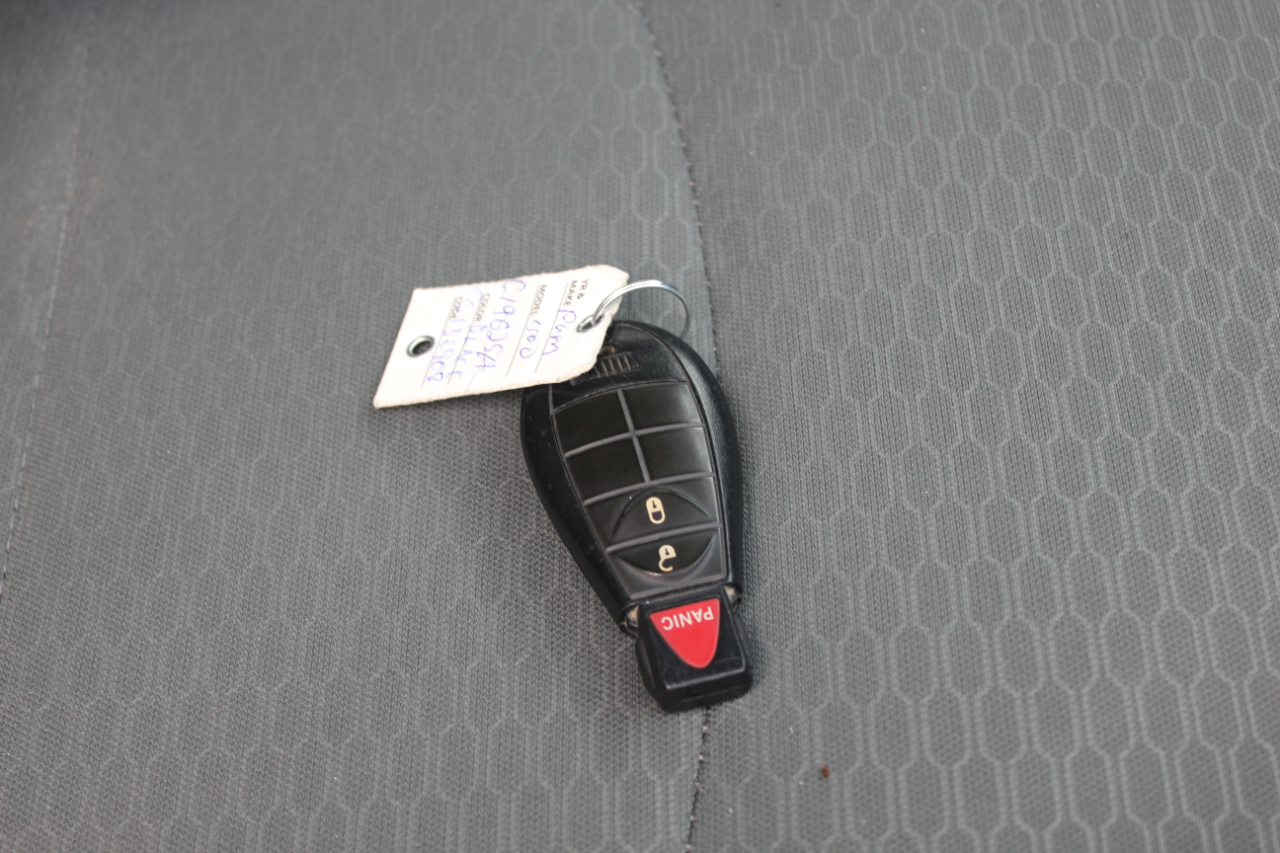 RAM 1500 Tradesman Quad Cab 4WD 2016