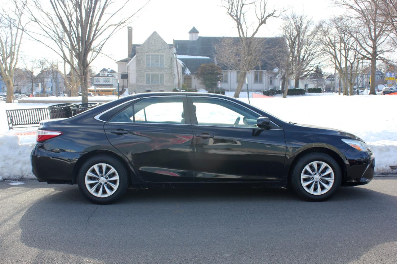 Toyota Camry LE 2015