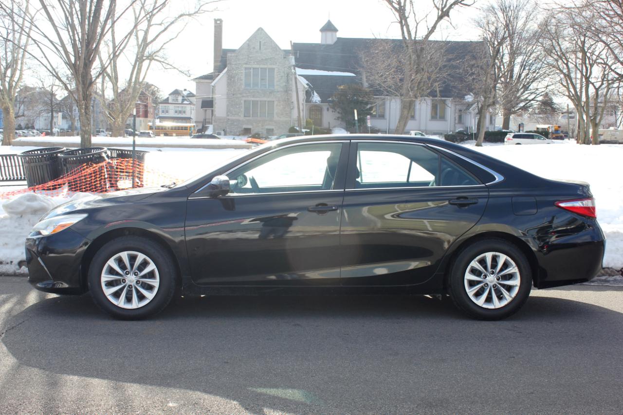 Toyota Camry LE 2015