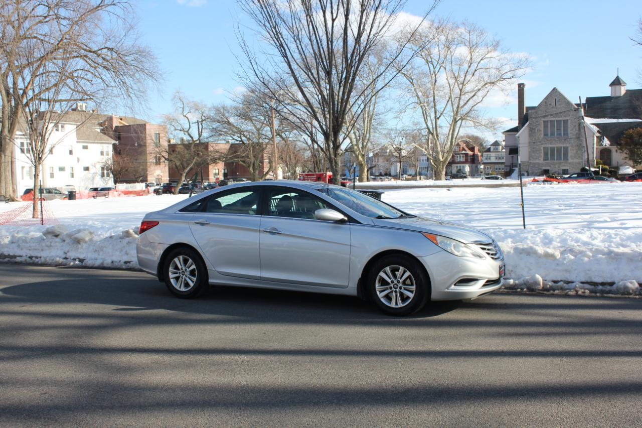 Hyundai Sonata GLS Auto 2012