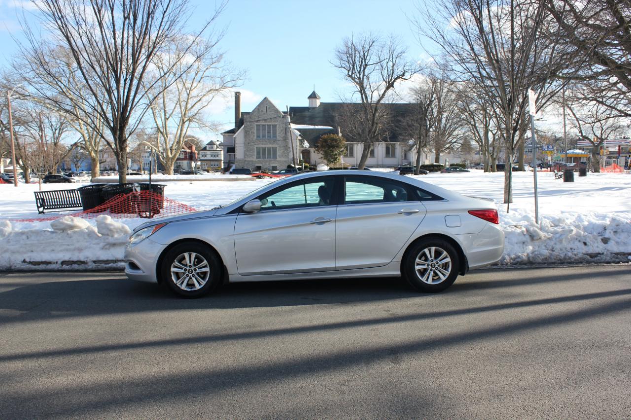 Hyundai Sonata GLS Auto 2012