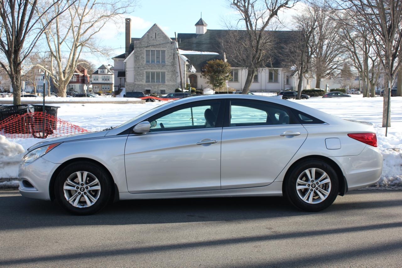 Hyundai Sonata GLS Auto 2012