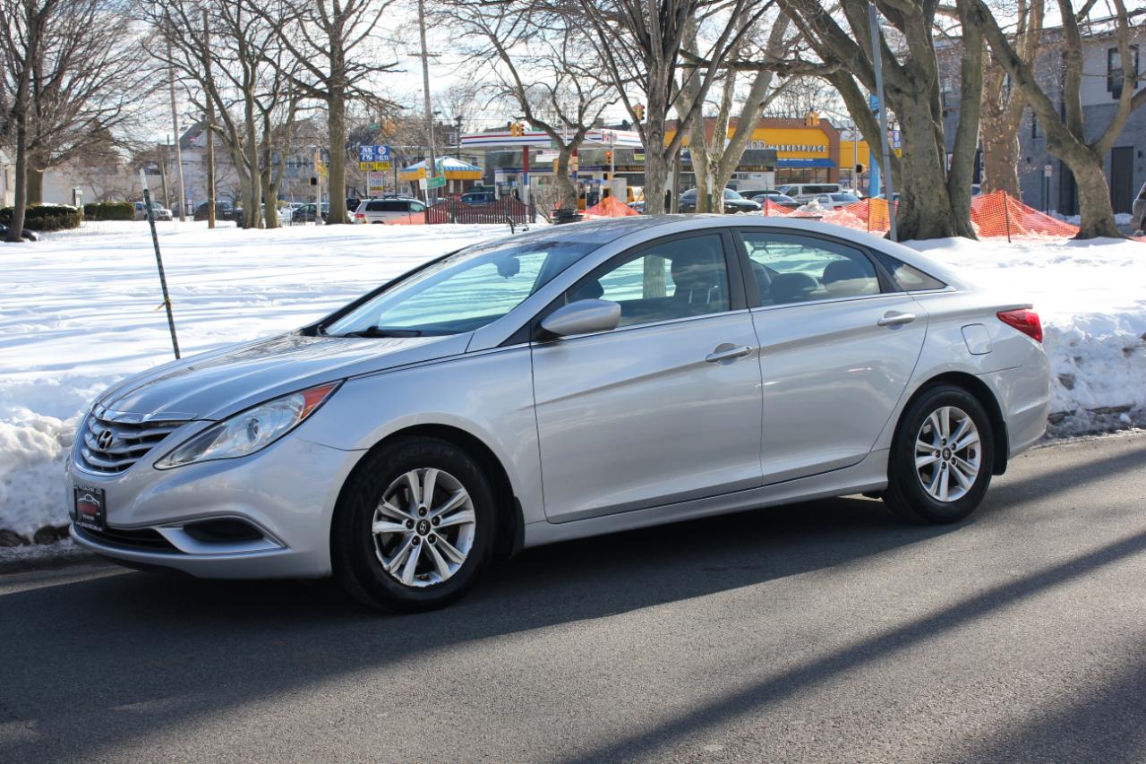 Hyundai Sonata GLS Auto 2012