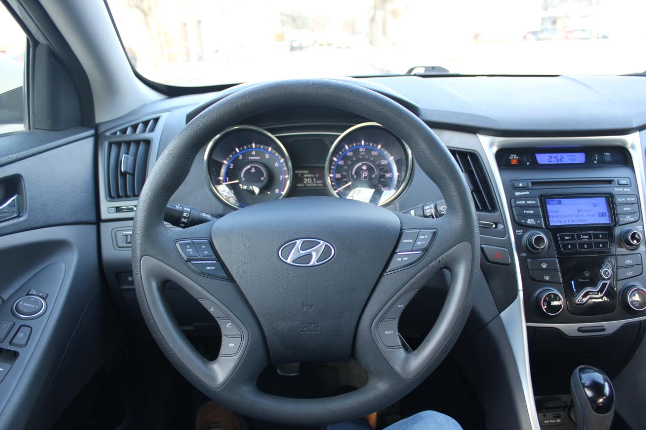 Hyundai Sonata GLS Auto 2012