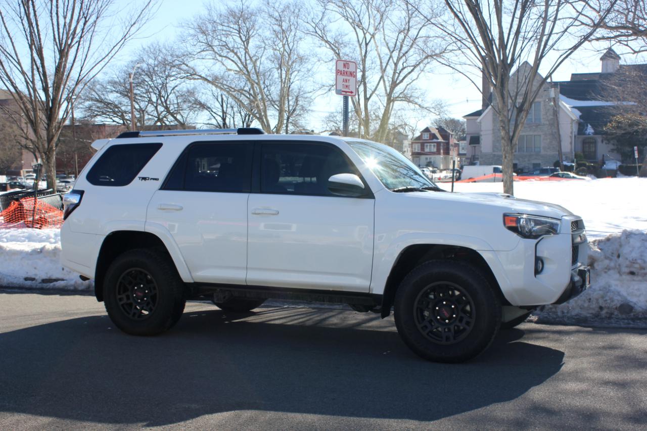 Toyota 4Runner  2016