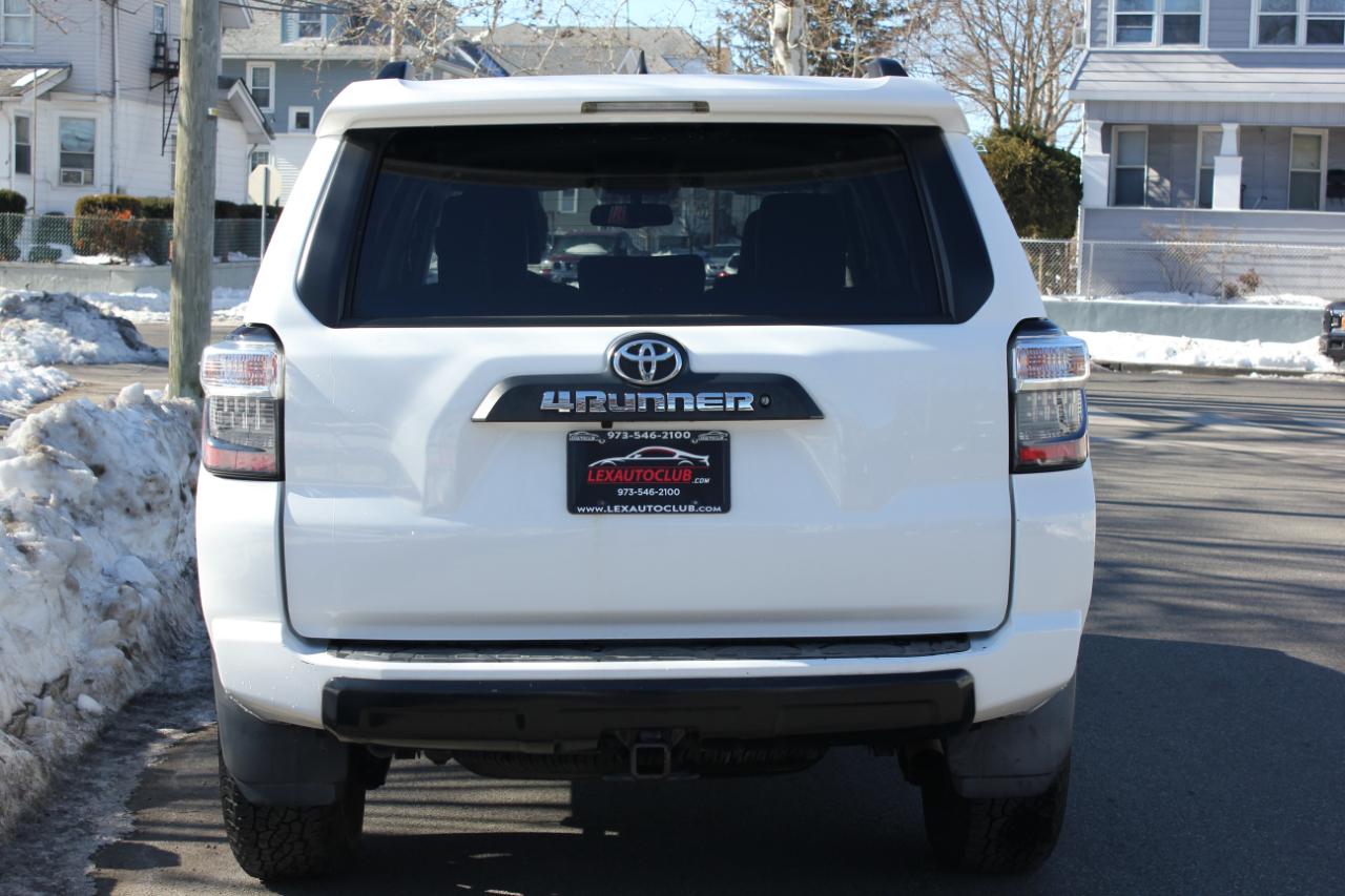 Toyota 4Runner  2016