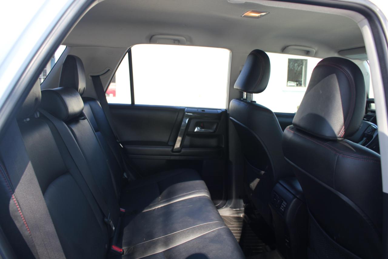 Toyota 4Runner  2016